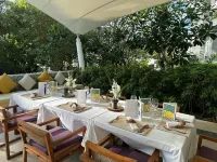 Aleenta Phuket - Phang Nga - The Leading Hotels of the World - breakfast
