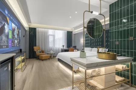 REZEN HOTEL Отели рядом с достопримечательностью «Weichai University»