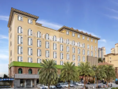 子悦棲輕奢酒店（眉山東站萬達廣場店） 鄰近眉山萬達廣場(建設中)的酒店