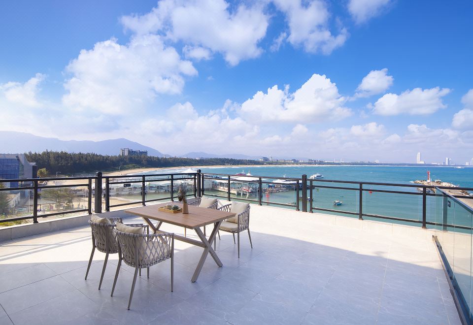 Four Seasons Seaview Hotel 270도 오션뷰 객실