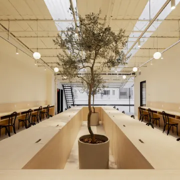 Hi Cozy International Hostel East Nanjing Road & The Bund & 24h English Services