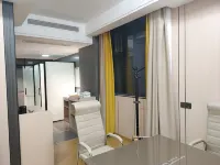 Mojiang Longxiang Film & Smart Hotel