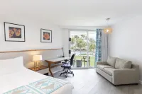 Holiday Inn SUVA by IHG - Parvekkeita