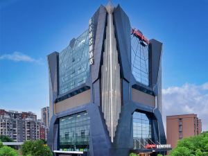 Hampton by Hilton Wuhan Zhongnan Jiedaokou