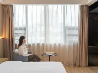 Starway Hotel (Yingtan Kaixiang Central Plaza Railway Station) Hotels in Yingtan