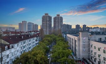 Jinjiang Inn (Shanghai University Jiading North Subway Station)