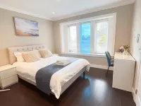 Near Skytrain Private Bedroom&BathRM Clean Comfy Hotel in zona Simon Fraser University