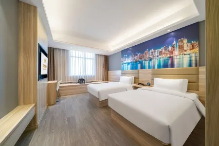 Yutao Hotel (Nanchang Hengmao Dream Times Branch) Отели рядом с достопримечательностью «Yuweizhou Park»