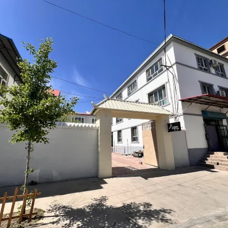 Yinshe Hotel