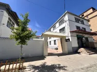 Yinshe Hotel