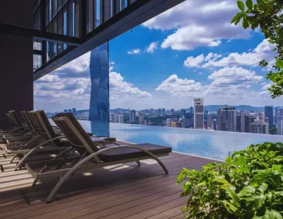 Lucentia Residences by Luzbnb Hotels in Pudu