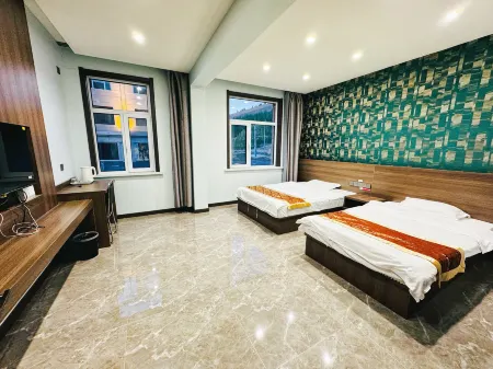 Mabang Inn (Arxan City Government Railway Station)