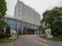 Taizhou Junhua Yixiang Hotel (Wenling Daxi Branch) Hotels near Fangshan Nansongyan Scenic Area