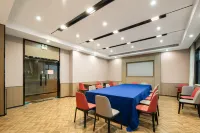 Baiman Hotel (Xiaogan Hanchuan Economic Development Zone Branch) - Pet friendly
