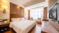 Pengcheng Shengming Hotel (Pengzhou Longxing Temple Pengzhou High-speed Railway Station)