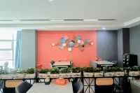 Korla Jianuo Imprint Hotel (Huijia Times Square) - breakfast