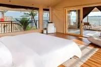 Xinyang Xingxiu River Beach Camping Hotel