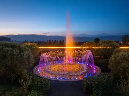 Xinyuan Jinding International Hotel Отели в г. Синьюань