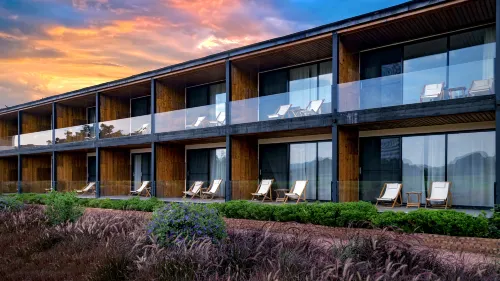 Puzhehei pure lake vision gloria hotel