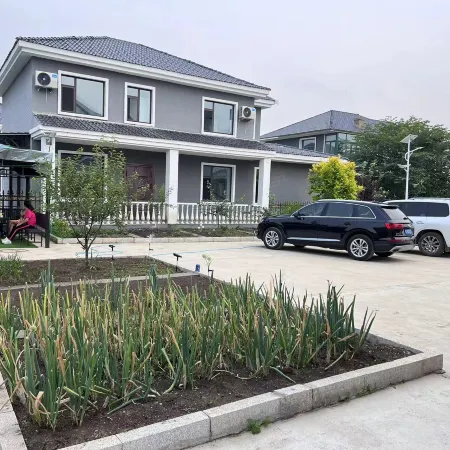 Lake Jingpo Beiyuan Homestay