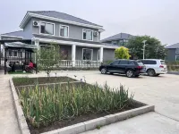 Lake Jingpo Beiyuan Homestay