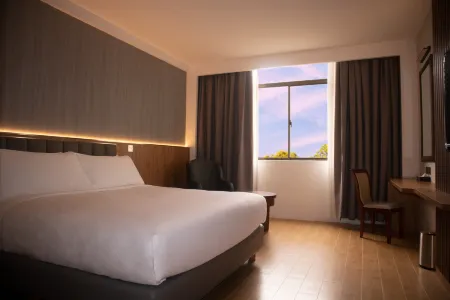 Aglow Hotel Harbor Bay Batam