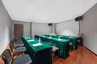 灰鯨智能飯店（保定軍校廣場河北大學店） - 商務