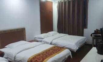 Chongqing 18hao Hotel