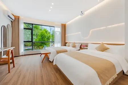 Xinyuan Garden Villa · Vacation Homestay (Wuyuan High-speed Railway Station Branch) Отели рядом с достопримечательностью «Minsu Fengqing Street»