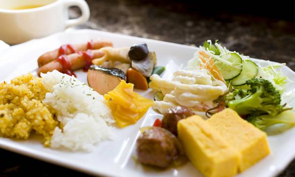 Toyoko Inn Hokkaido Sapporo-Eki Nishi-Guchi Hokudai Mae