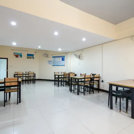 Jing Chen Holiday Hotel (Xilin Yingbin Road)