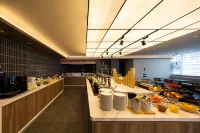 日照站海濱五路亞朵飯店