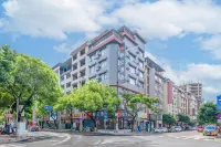 Bowen Hotel فنادق في 