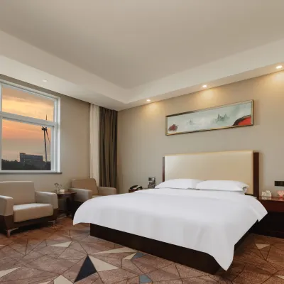 Jie Te holiday inn Hotels near Donghaitang Park