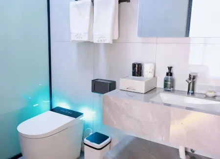 In front of Mount Sanqing Hill Отели рядом с достопримечательностью «West Coast Scenic Area»