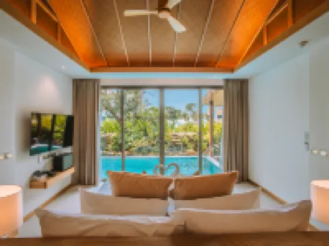 โรงแรมรักทะเล ขนอม โรงแรมในอำเภอ ขนอม