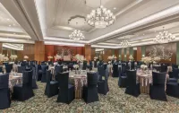 Princesa Garden Island Resort and Spa - Business