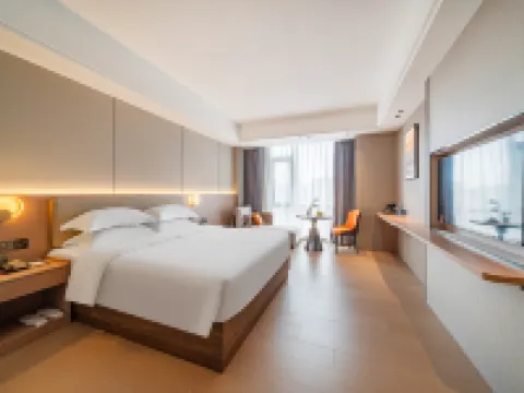 Poltton Century Hotel（Yangjiang  Jinshan Road ） Hotels in Yangjiang