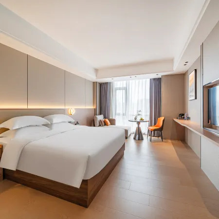 Poltton Century Hotel（Yangjiang  Jinshan Road ）