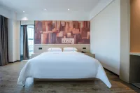 City Comfort Inn Hotel (Jingmen Shayang Trade City Lotus Road Farmers Market)