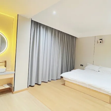 Shuman  Hotel