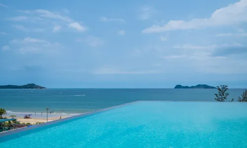Huidong Twin moon bay  Peninsula Hotel