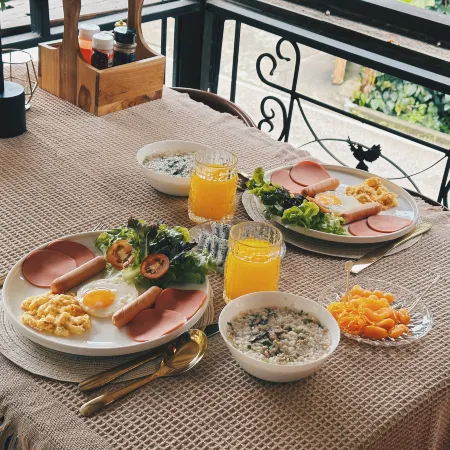 Bann Kidteng Maekampong