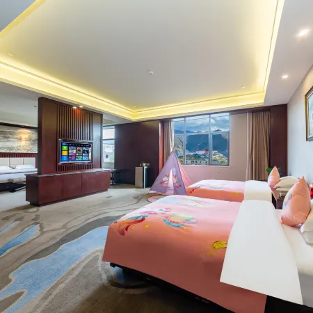 Taehf PhodragCulture Theme Hotel