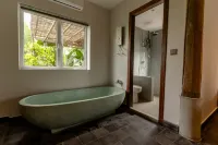 Isann Private Pool Villa Hotels in Prasat Bakong