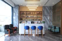 Yiba Golf Hotel (Zhuhai Gongbei Port International Convention and Exhibition Center) - bar