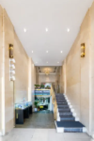 尼斯南海酒店 鄰近濱城市場的酒店