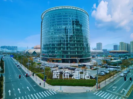 VYLUK Hotel (Lanzhou Wanda Mao Aotizhongxin Subway Station) Отели рядом с достопримечательностью «Lanzhou University of Technology (Pengjiaping Campus)»