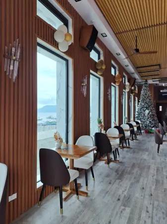 Cave Beach Resort ( Boutique Luxury Resort ) Отели рядом с достопримечательностью «Дингалан Кейв»