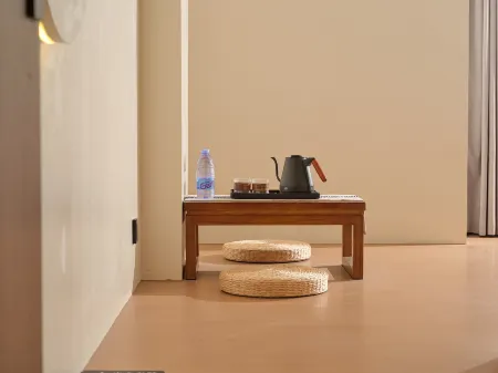 Guangzhou Yumu Curie Hotel (Panyu Aeon Mall) Отели рядом с достопримечательностью «Chenyong Park»